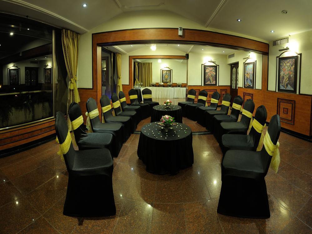 Cag Pride Hotel Coimbatore Luaran gambar