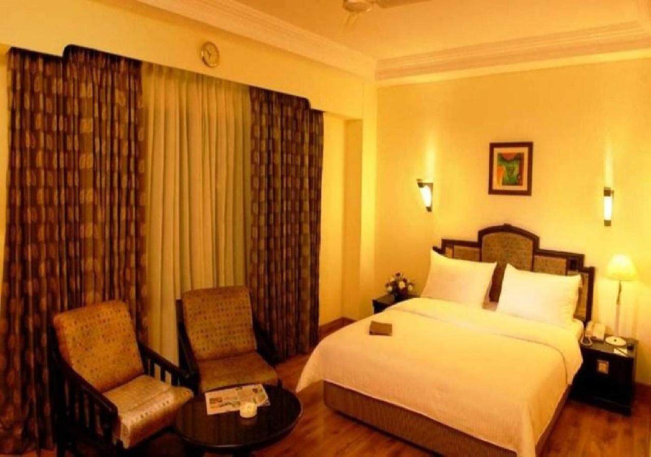 Cag Pride Hotel Coimbatore Luaran gambar